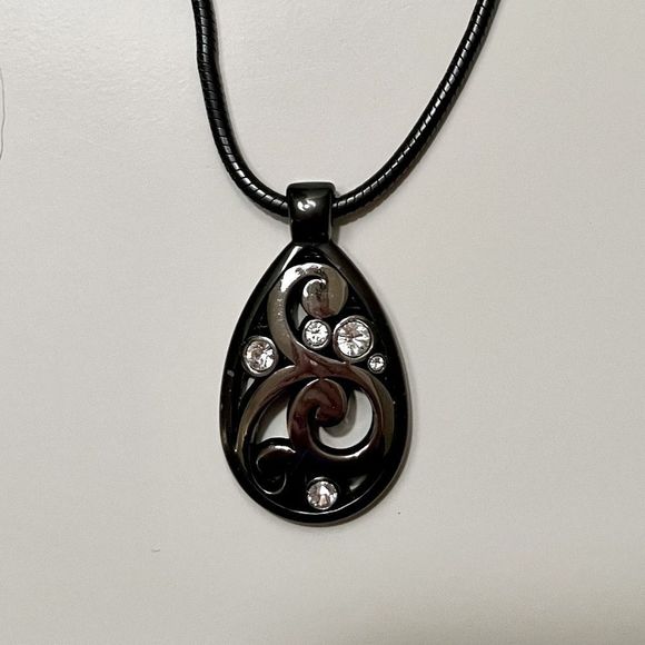 Brighton Jewelry - 𝅺Brighton Contempo Necklace 